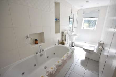 ANGLESEY WATER, Poynton, SK12 1LJ, Image 10