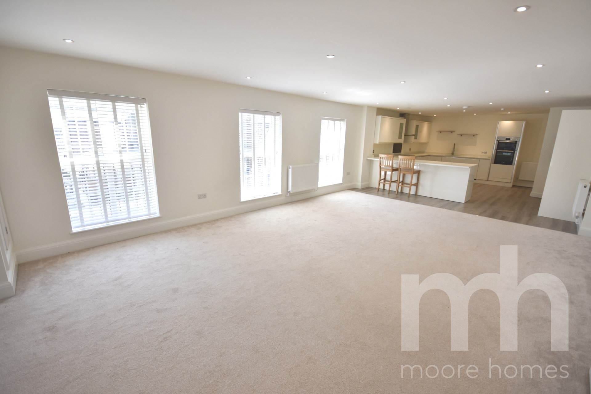FIRST FLOOR APARTMENT, PARK LANE, Poynton, SK12 1RD, Image 2