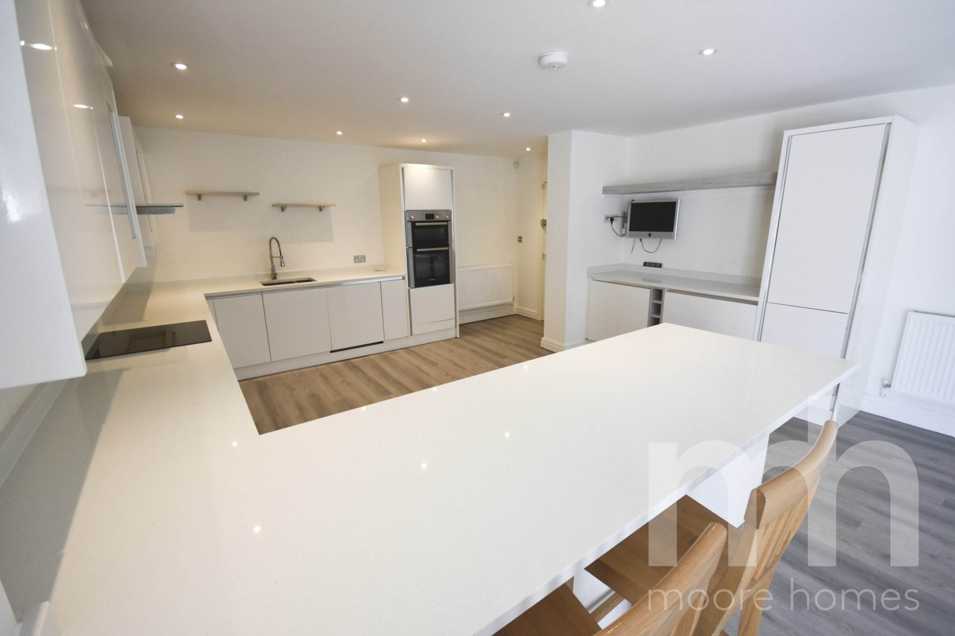 FIRST FLOOR APARTMENT, PARK LANE, Poynton, SK12 1RD, Image 4