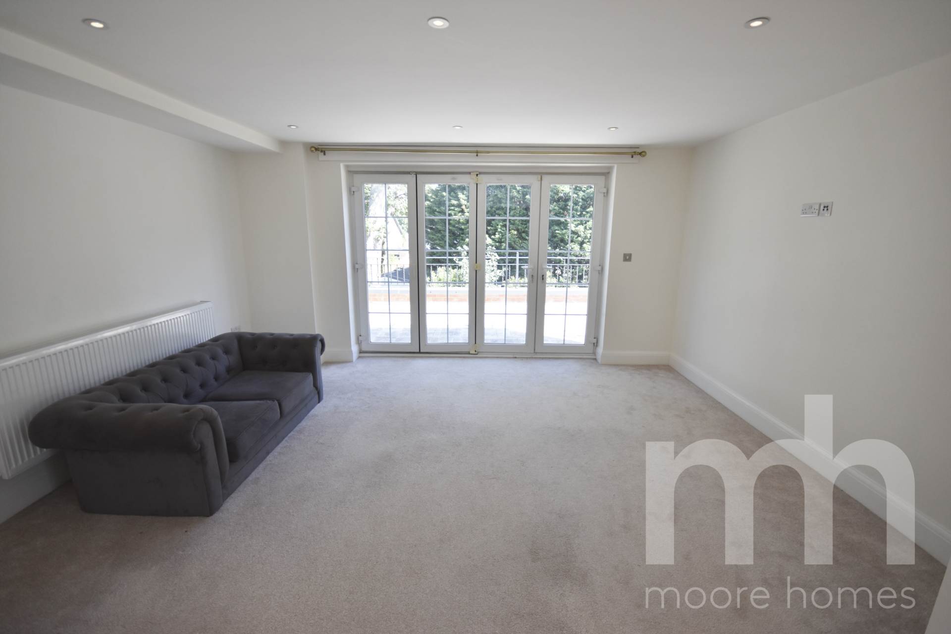 FIRST FLOOR APARTMENT, PARK LANE, Poynton, SK12 1RD, Image 6