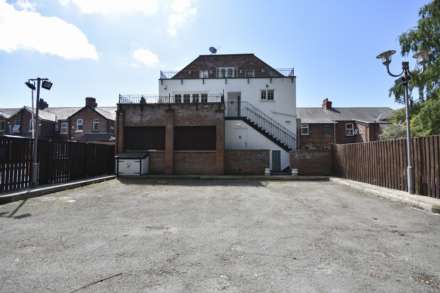 FIRST FLOOR APARTMENT, PARK LANE, Poynton, SK12 1RD, Image 14