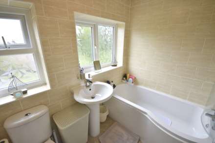DISTAFF ROAD, Poynton, SK12 1HN, Image 18