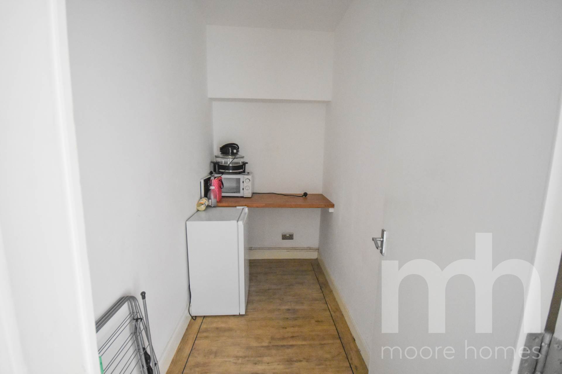 FIRST FLOOR OFFICES, PARK LANE, Poynton, SK12 1RD, Image 3