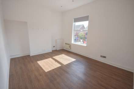 FIRST FLOOR OFFICES, PARK LANE, Poynton, SK12 1RD, Image 2