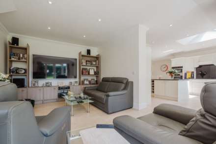 CHESTER ROAD, Woodford SK7 1QP, Image 13