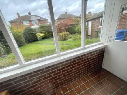 HAWTHORN GROVE, Bramhall, Image 9