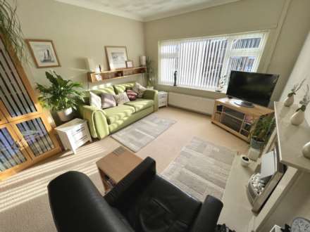 DARWIN GROVE, Bramhall SK7 2DS, Image 2