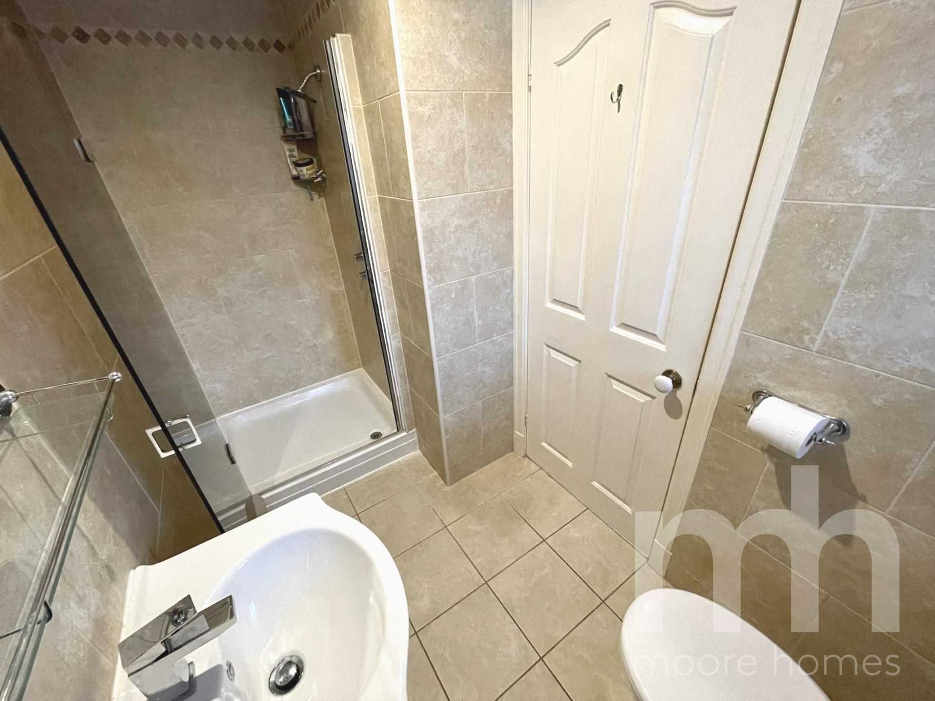 ROGER HEY, Cheadle Hulme SK8 5LN, Image 18