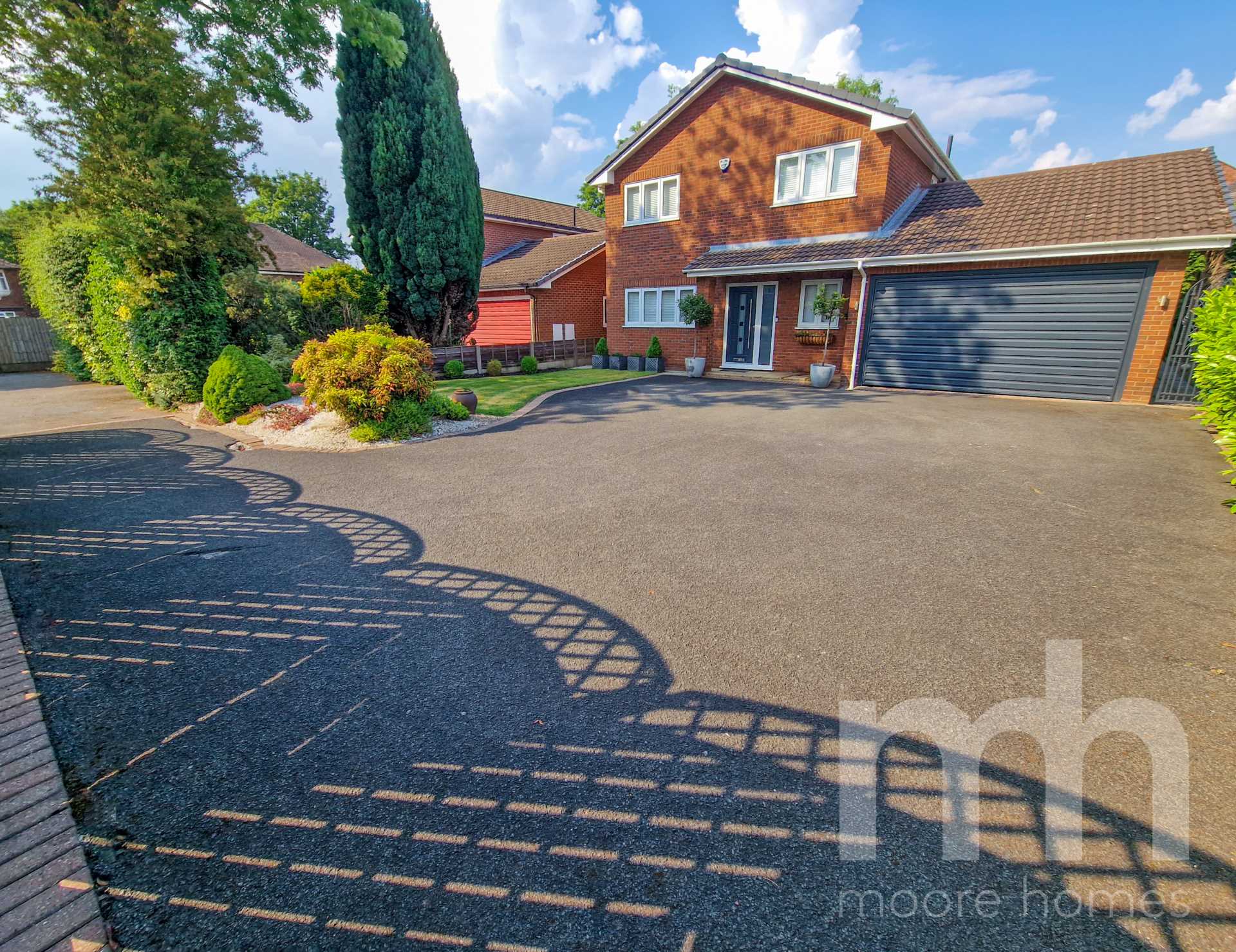 ROGER HEY, Cheadle Hulme SK8 5LN, Image 2
