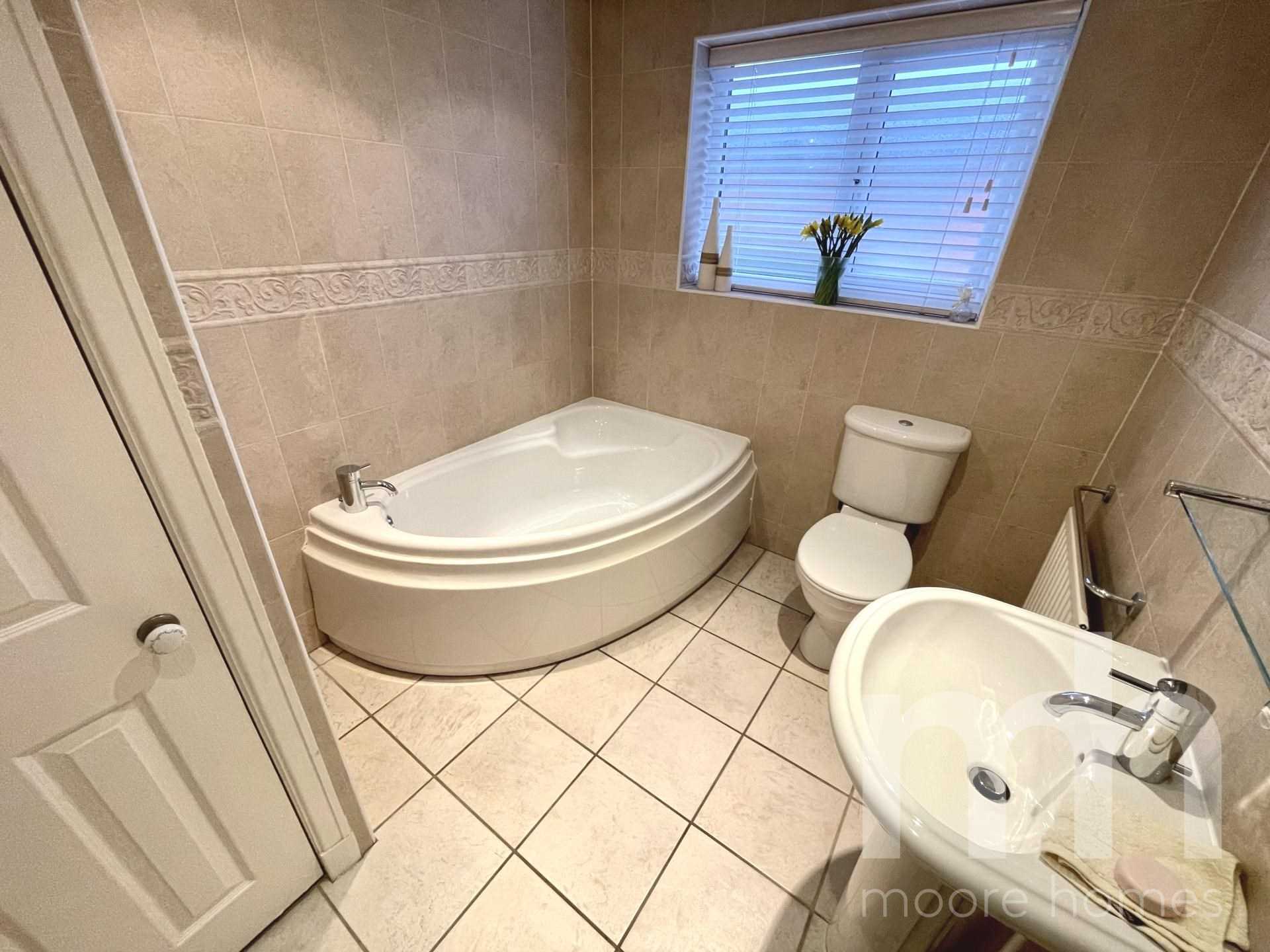 ROGER HEY, Cheadle Hulme SK8 5LN, Image 22
