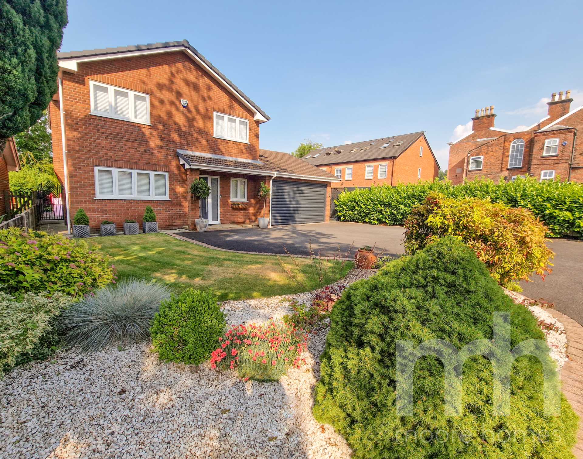 ROGER HEY, Cheadle Hulme SK8 5LN, Image 24