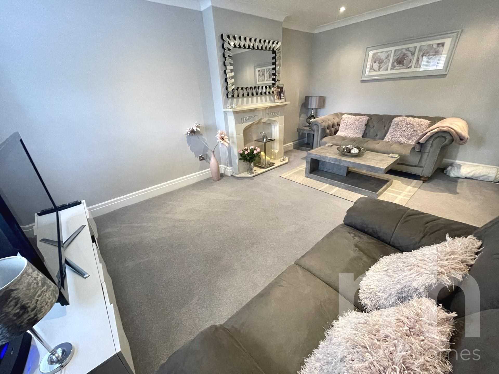 ROGER HEY, Cheadle Hulme SK8 5LN, Image 9