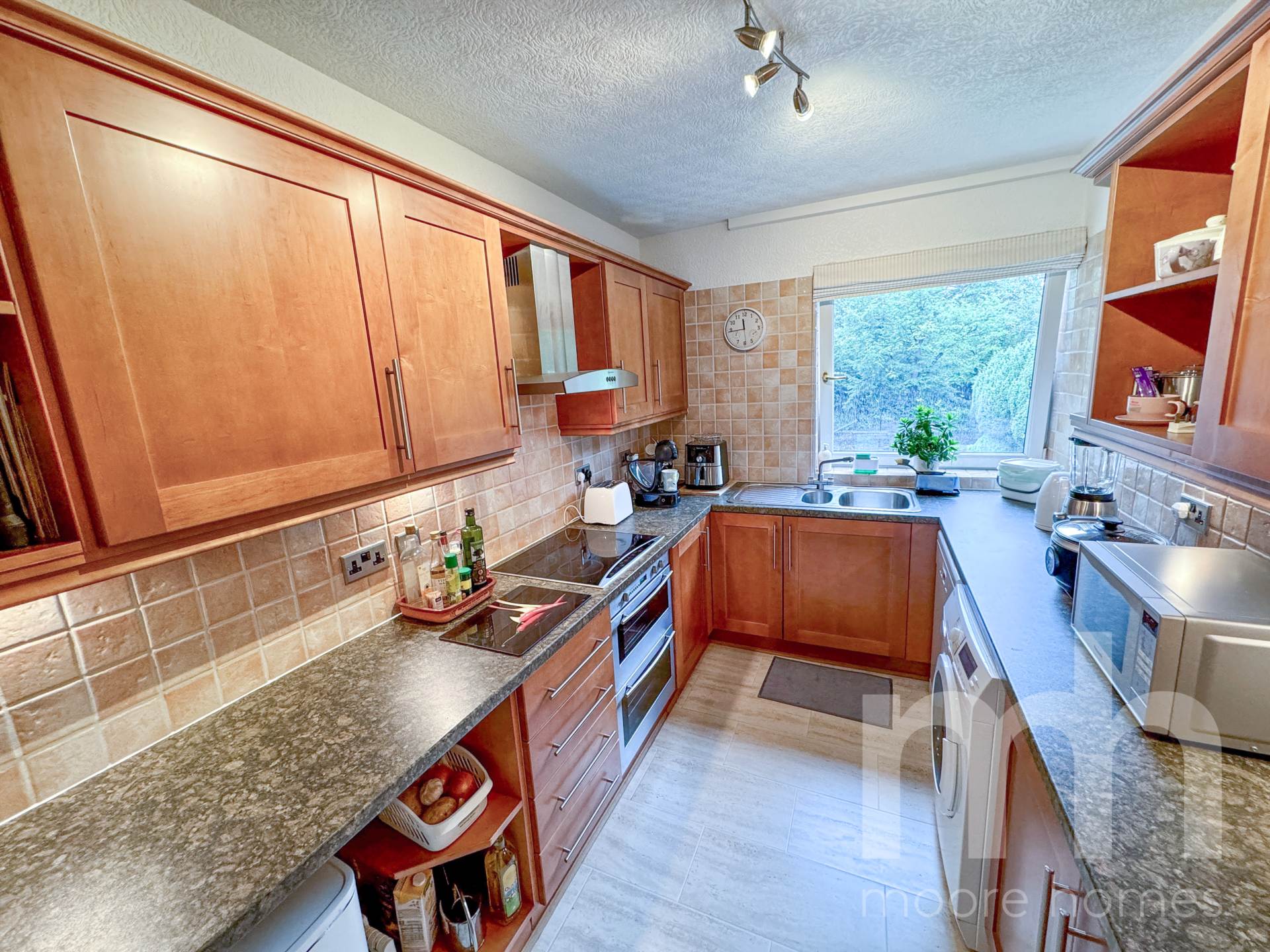 CLYSBARTON COURT, Bramhall Park Road, Bramhall SK7 3NP, Image 3