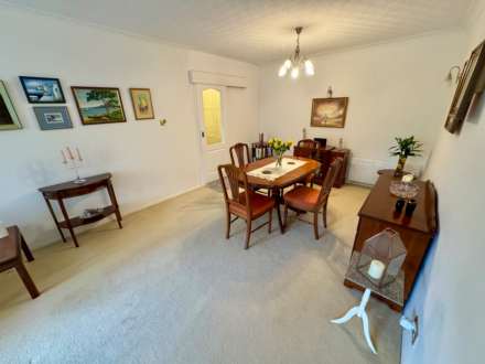 CLYSBARTON COURT, Bramhall Park Road, Bramhall SK7 3NP, Image 6