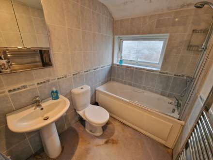 HIGH ELMS, Cheadle Hulme SK8 7PW, Image 16