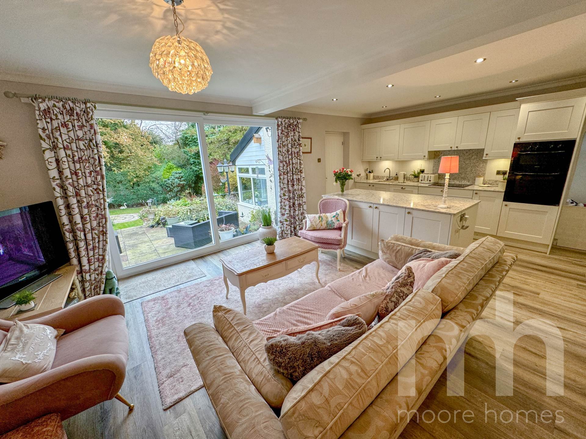 LINNEY ROAD, Bramhall SK7 3JW, Image 13