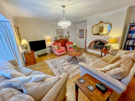 LINNEY ROAD, Bramhall SK7 3JW, Image 11