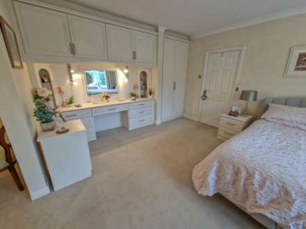 LINNEY ROAD, Bramhall SK7 3JW, Image 20