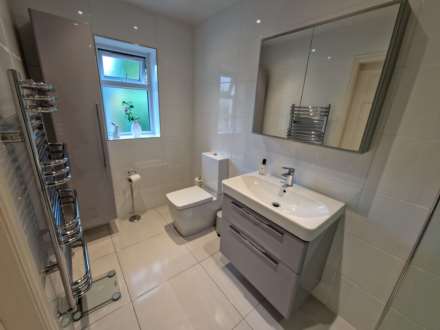LINNEY ROAD, Bramhall SK7 3JW, Image 25