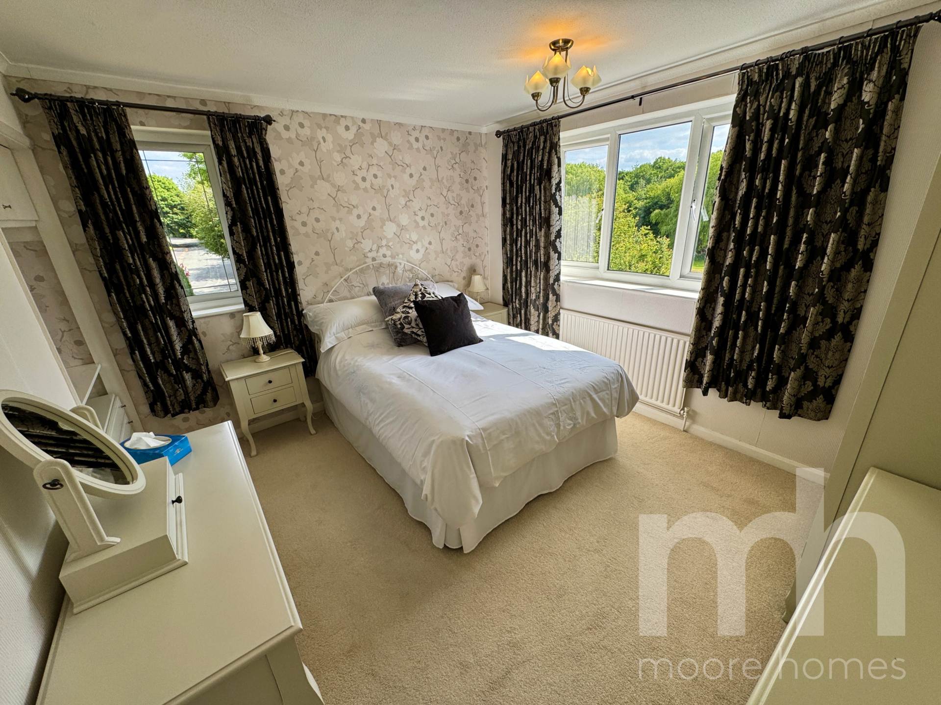 LINNEY ROAD, Bramhall SK7 3JW, Image 16