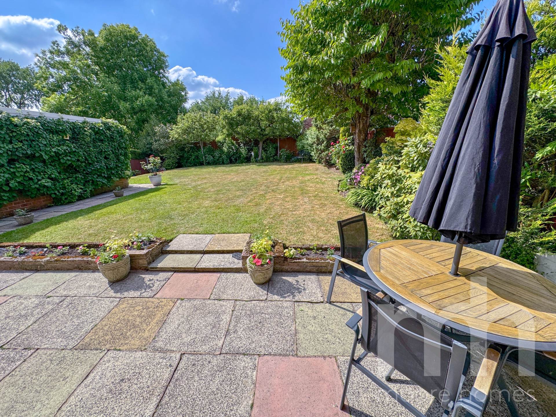 LINNEY ROAD, Bramhall SK7 3JW, Image 19