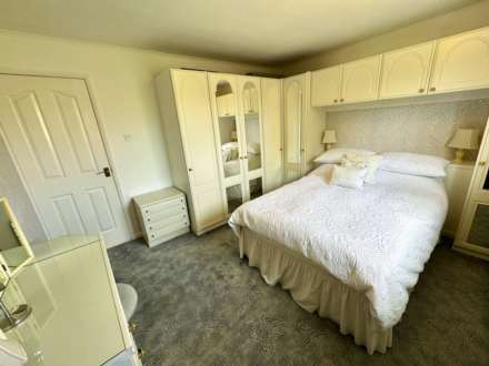 LINNEY ROAD, Bramhall SK7 3JW, Image 15