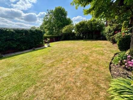 LINNEY ROAD, Bramhall SK7 3JW, Image 5