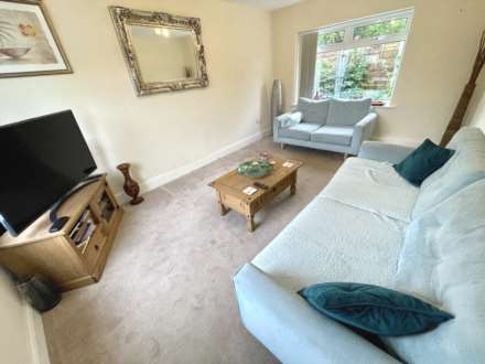 MEADWAY, Bramhall SK7 1LA, Image 5