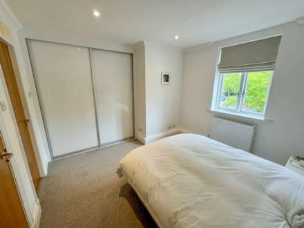 MAYFIELD PLACE, Bramhall Lane South, Bramhall SK7 2DF, Image 10
