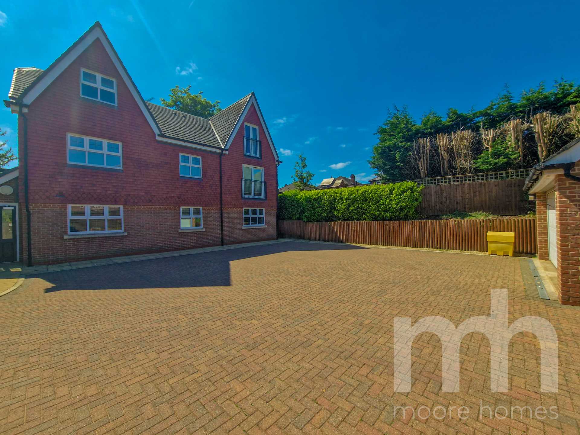 PENTHOUSE APARTMENT, ACK LANE WEST, Cheadle Hulme SK8 7EL, Image 16