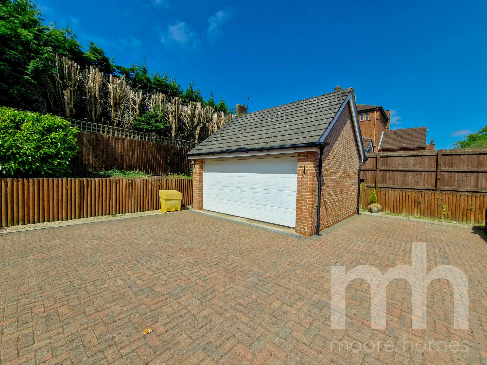 PENTHOUSE APARTMENT, ACK LANE WEST, Cheadle Hulme SK8 7EL, Image 18