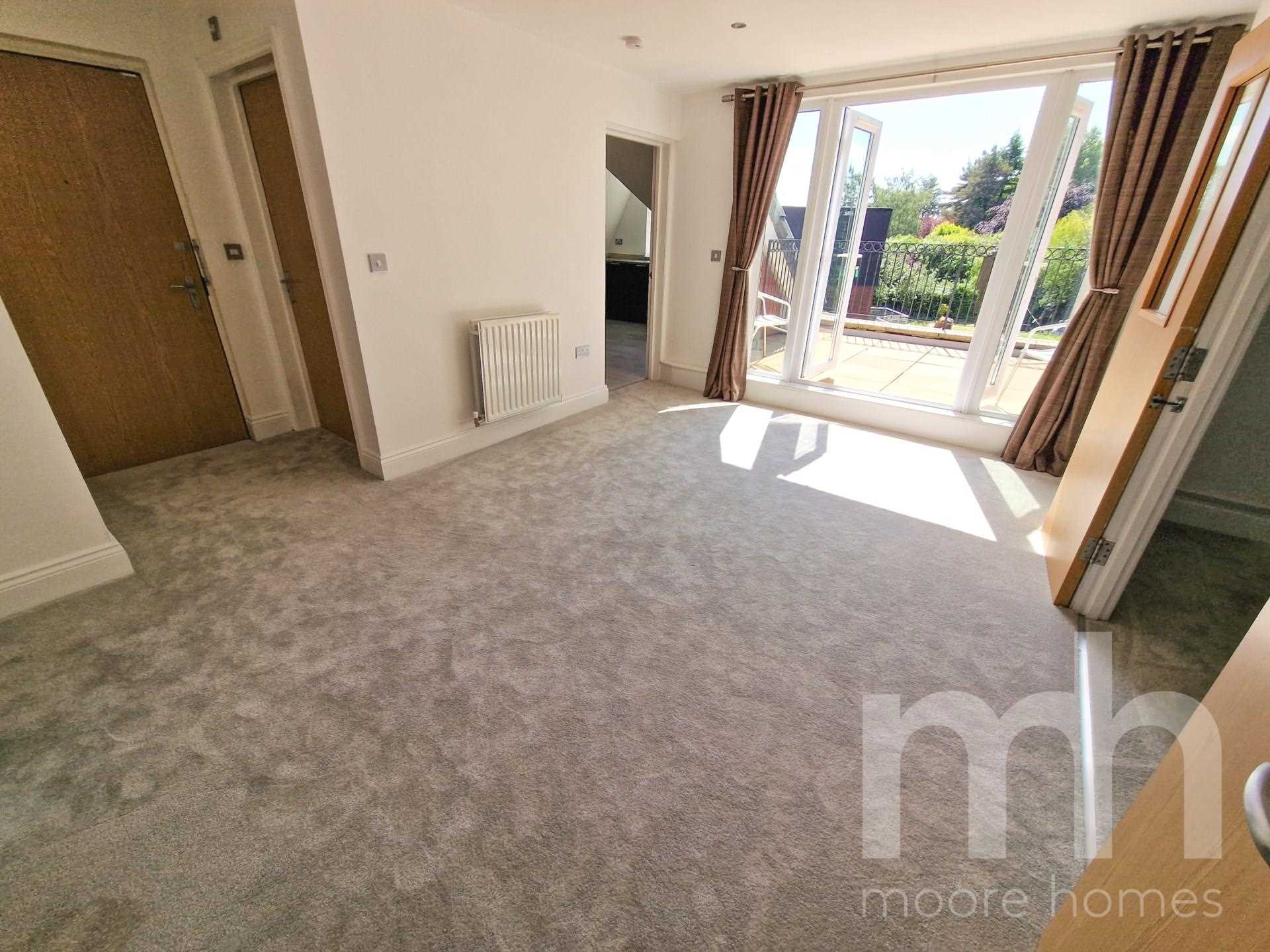 PENTHOUSE APARTMENT, ACK LANE WEST, Cheadle Hulme SK8 7EL, Image 7
