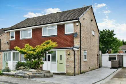 3 Bedroom Semi-Detached, BURLEIGH CLOSE, Hazel Grove SK7 5QT