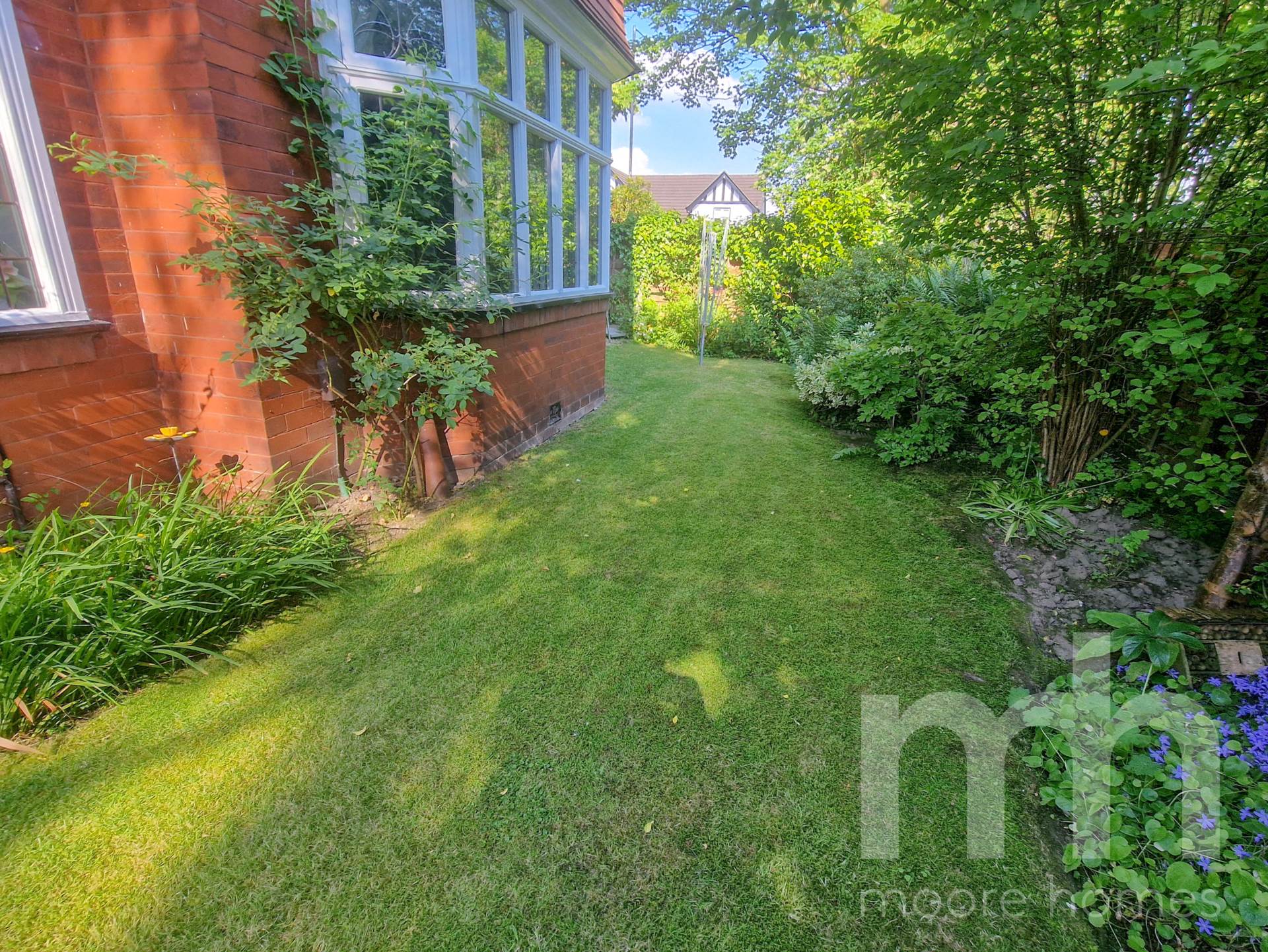 BRAMHALL LANE SOUTH, Bramhall SK7 2NG, Image 25