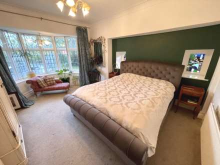BRAMHALL LANE SOUTH, Bramhall SK7 2NG, Image 1
