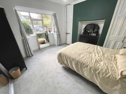 BRAMHALL LANE SOUTH, Bramhall SK7 2NG, Image 18
