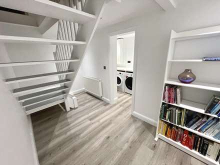 BRAMHALL LANE SOUTH, Bramhall SK7 2NG, Image 22
