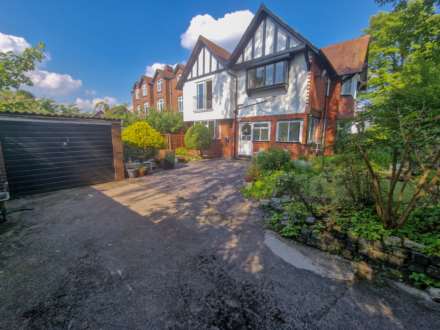 BRAMHALL LANE SOUTH, Bramhall SK7 2NG, Image 5