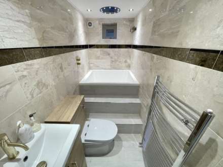BRAMHALL LANE SOUTH, Bramhall SK7 2NG, Image 6