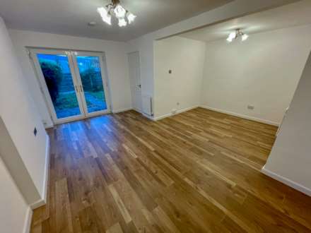 DAWLISH CLOSE, Bramhall SK7 2JD, Image 6