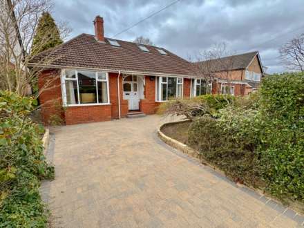 4 Bedroom Detached Bungalow, RAVENOAK PARK ROAD, Cheadle Hulme SK8 7EH