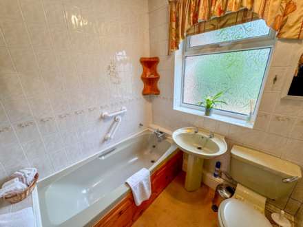 RAVENOAK PARK ROAD, Cheadle Hulme SK8 7EH, Image 18