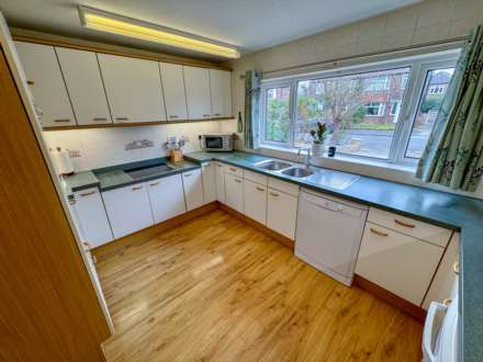 RAVENOAK PARK ROAD, Cheadle Hulme SK8 7EH, Image 9
