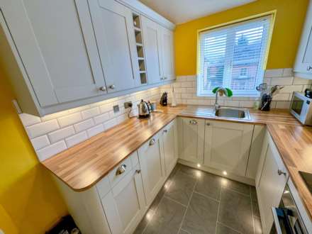 TUDOR COURT, MOSS LANE, Bramhall SK7 1BE, Image 3