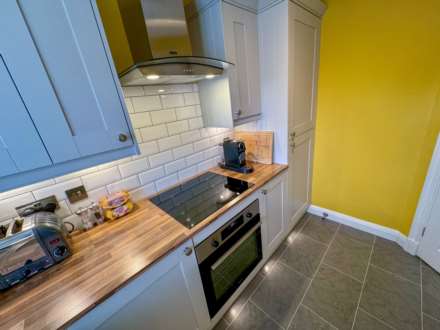 TUDOR COURT, MOSS LANE, Bramhall SK7 1BE, Image 4