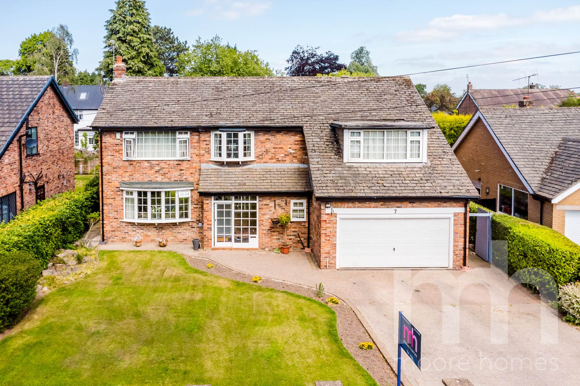 SOUTHERN CRESCENT, Bramhall SK7 3AQ, Image 32