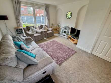 GAWSWORTH CLOSE, Bramhall SK7 2BB, Image 5