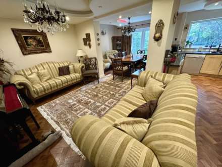 LANGDALE ROAD, Bramhall SK7 1DN, Image 11