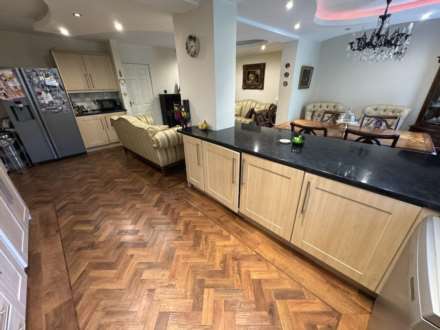 LANGDALE ROAD, Bramhall SK7 1DN, Image 4