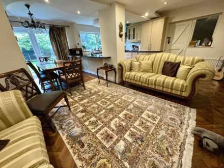 LANGDALE ROAD, Bramhall SK7 1DN, Image 5